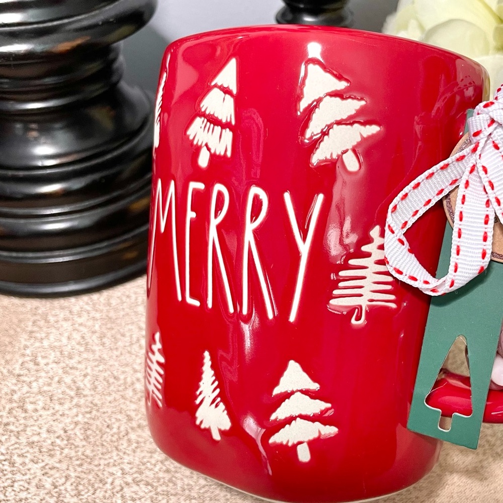 NWT Rae Dunn MERRY Ceramic Mug - Picture 7 of 7